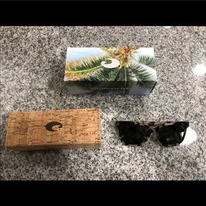 Costa May Cowrie Shiny Gray Polarized
